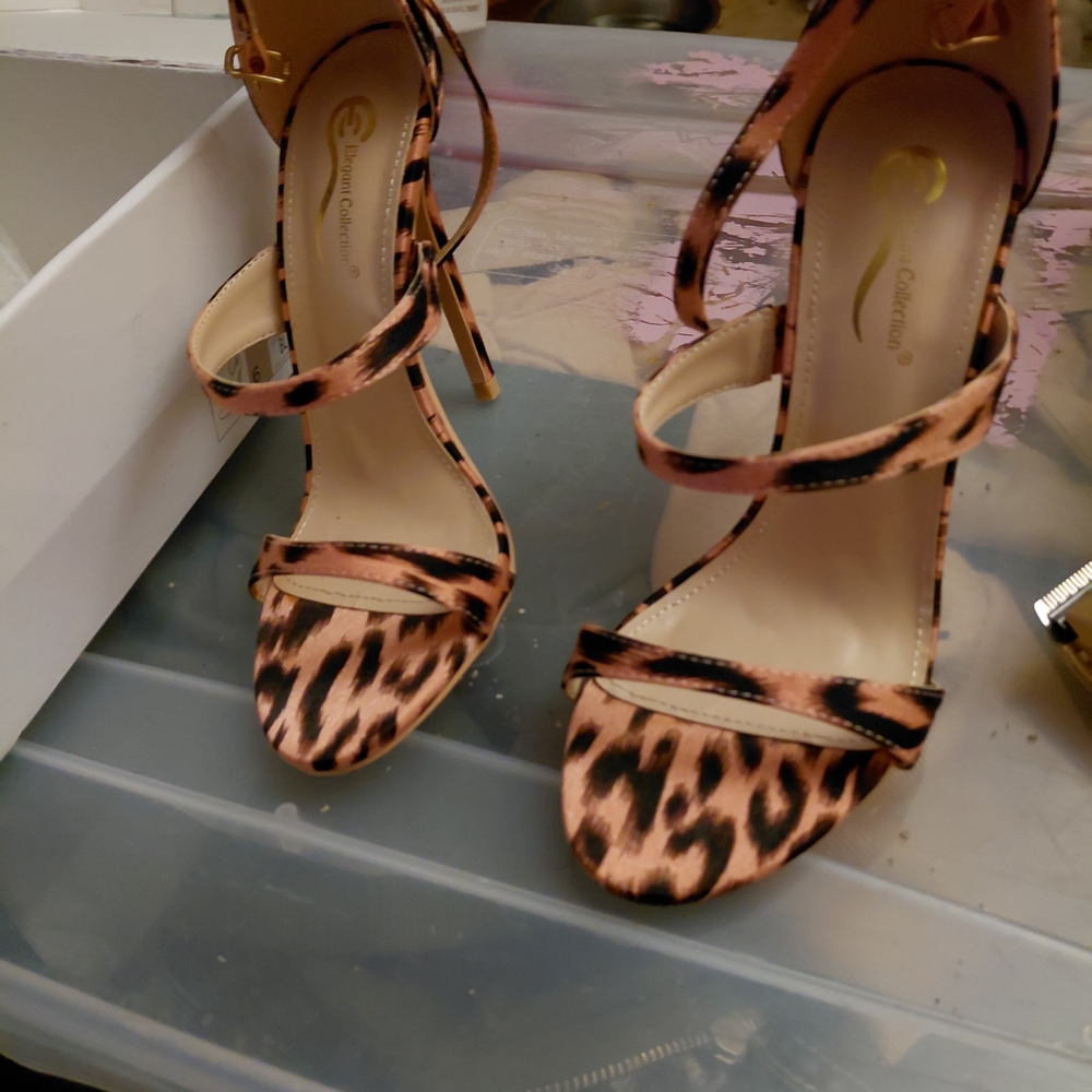 Elegant Leopard Print Strappy Heels